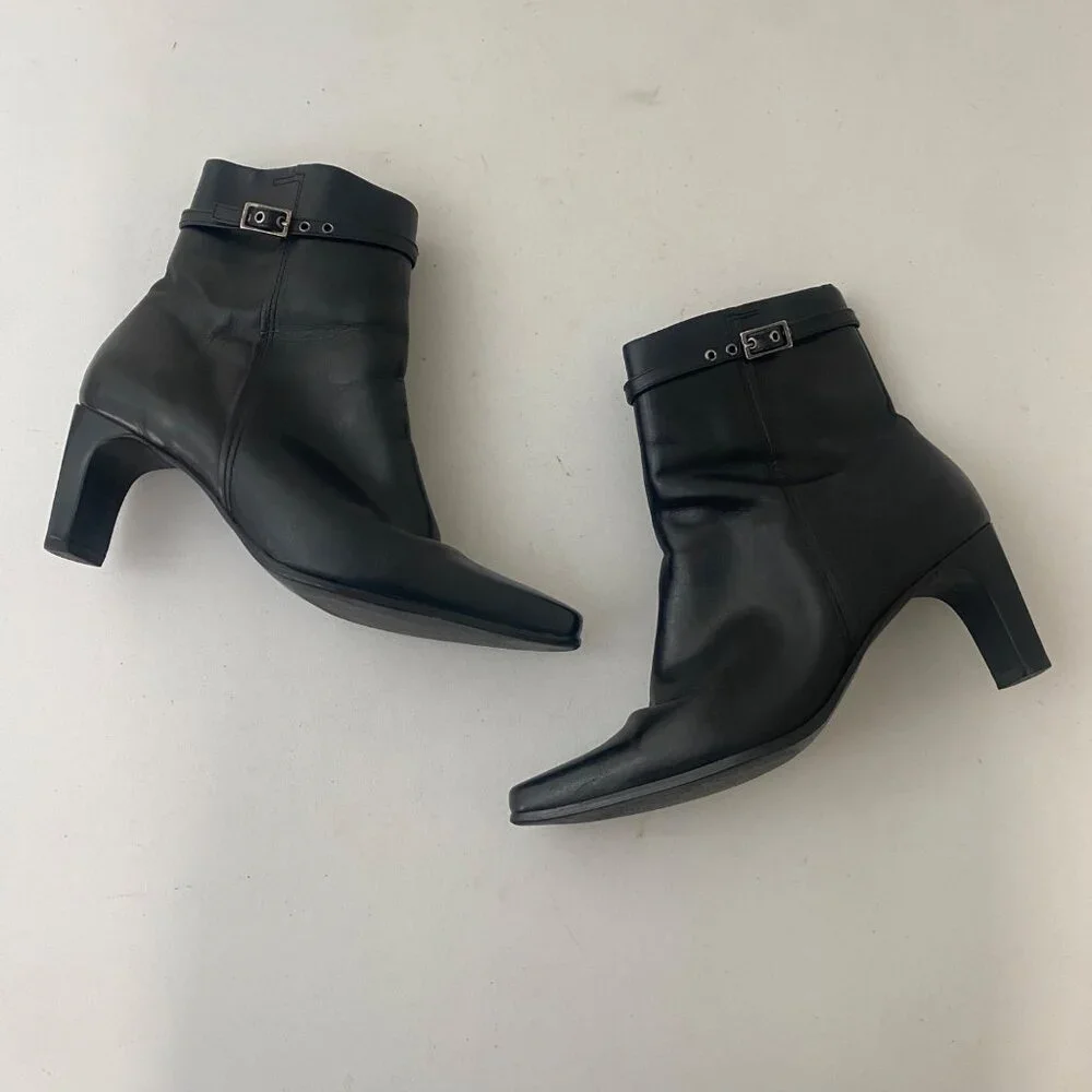 Hillard & Hanson Christine Ankle Boots Shoes Buckle Heel Pointed Toe Black